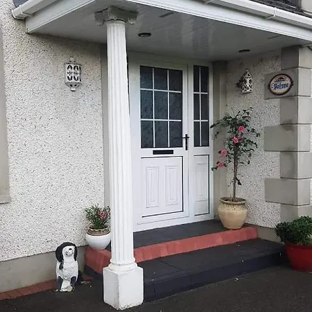 A Comfortable In Gasthuis Ballybofey